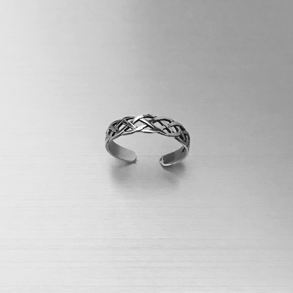 Sterling Silver Celtic Design Toe Ring - image 2
